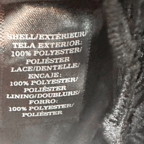 Ann Taylor Black Dress with Lace Hem, Size 6 - Perfect for Any Occasion - Picture 15 of 16